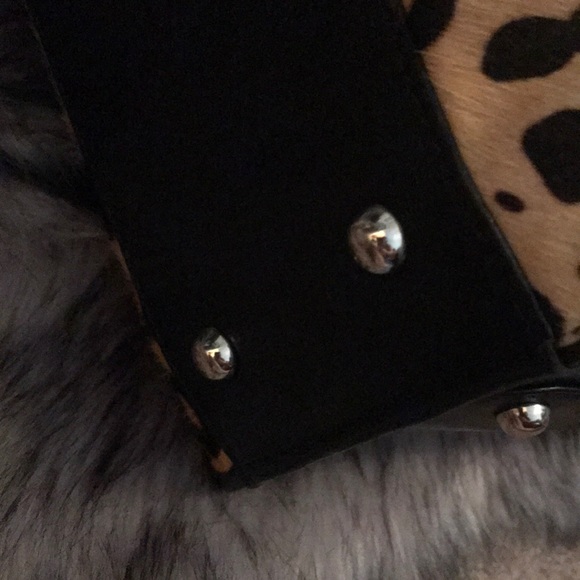 Leopard Print Handbag - Picture 4 of 8